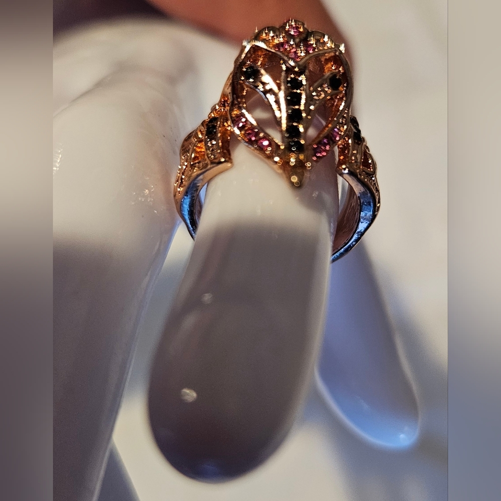 Funky Women's Ring - Picture 8 of 8
